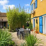 Myosotis 4 Bedrooms, Garden Air Conditioning *