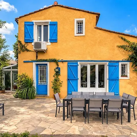Myosotis 4 Bedrooms, Garden Air Conditioning Вилла Йер