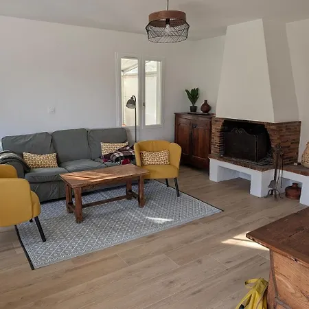 Βίλα Myosotis 4 Bedrooms, Garden Air Conditioning