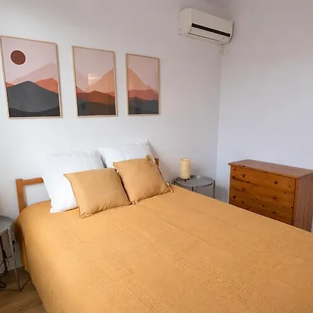 Myosotis 4 Bedrooms, Garden Air Conditioning Йер