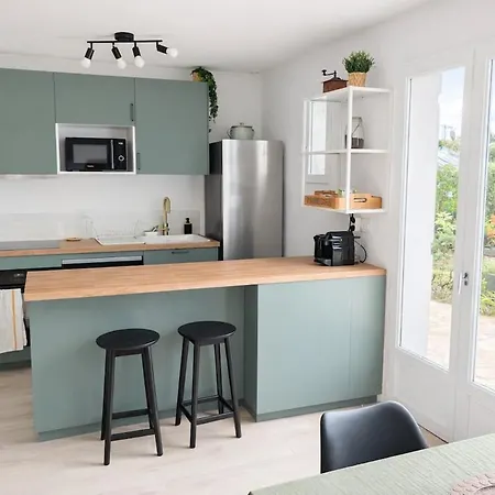 Вилла Myosotis 4 Bedrooms, Garden Air Conditioning *