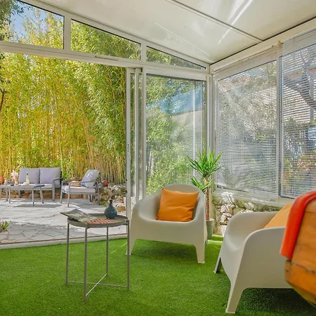 Вилла Myosotis 4 Bedrooms, Garden Air Conditioning Йер