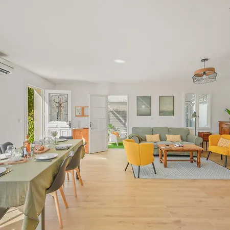 Myosotis 4 Bedrooms, Garden Air Conditioning Вилла *