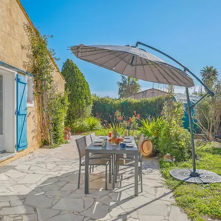 Вилла Myosotis 4 Bedrooms, Garden Air Conditioning *