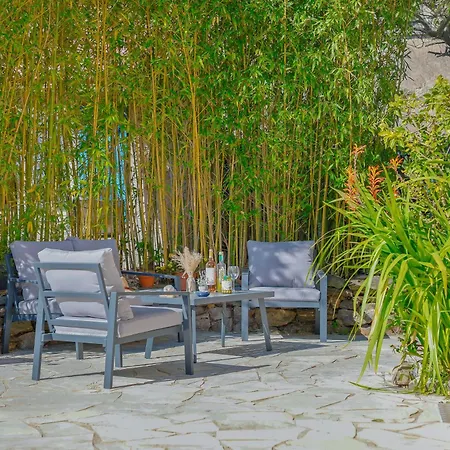 Myosotis 4 Bedrooms, Garden Air Conditioning Йер