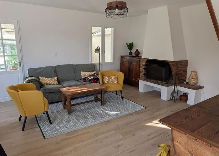 Βίλα Myosotis 4 Bedrooms, Garden Air Conditioning