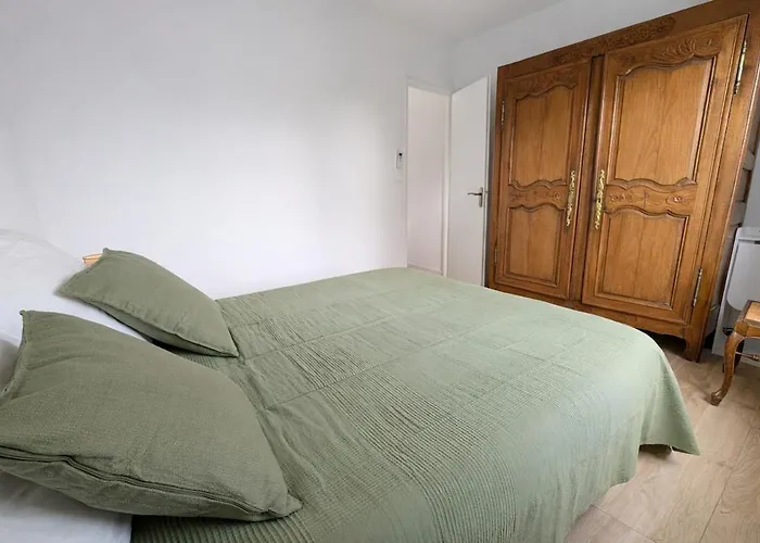 Myosotis 4 Bedrooms, Garden Air Conditioning Βίλα