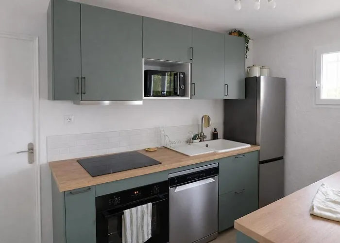 Myosotis 4 Bedrooms, Garden Air Conditioning * Ιέρ